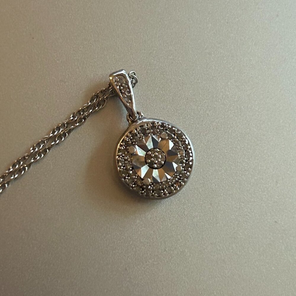 NWT Sterling Silver round diamond necklace I-J/13 18”